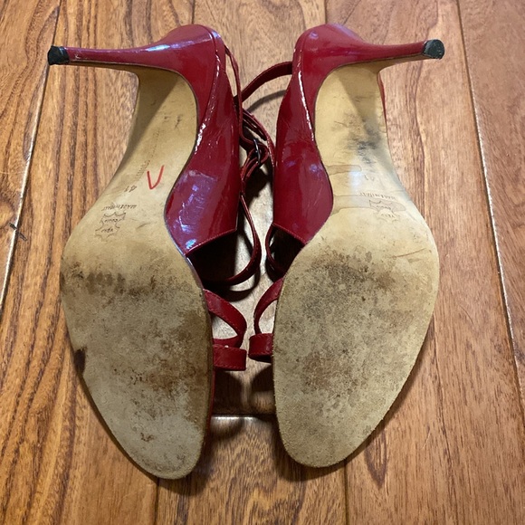 Red Manolo Blahnik heels - Picture 4 of 6
